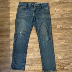 Lightly worn Men’s Outerknown SEA jean.
